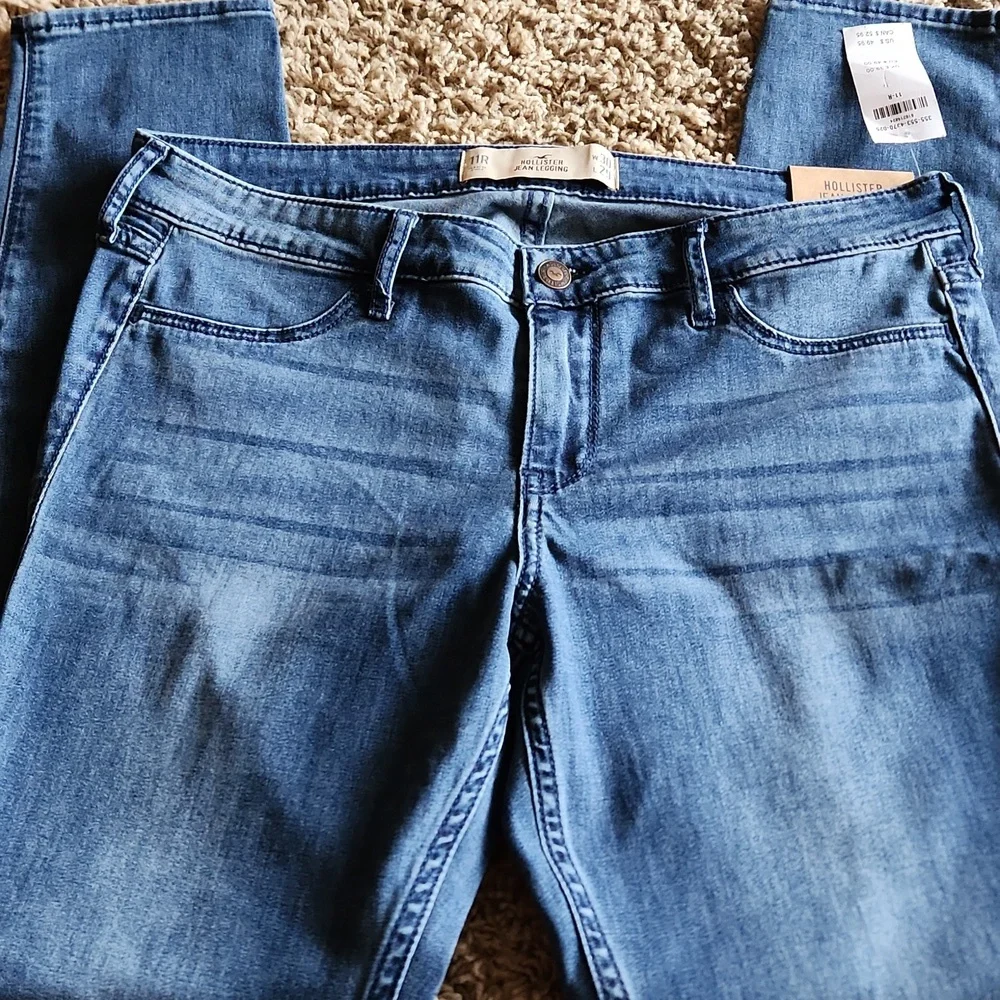 NWT Hollister Classic Blue Women's Jean Leggings Size 11R - Picture 2 of 9